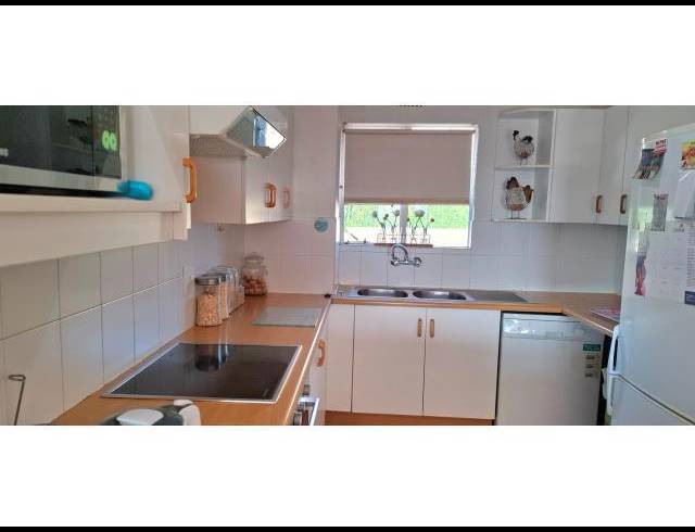 2 BEDROOM TOWNHOUSE FOR SALE IN PRIMROSE HILL